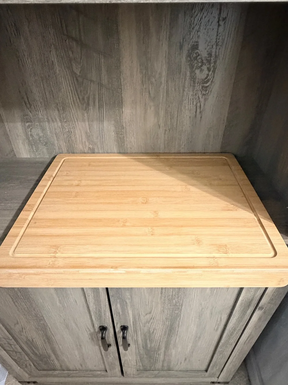 Bamboo Cutting Board with Juice Groove - Natural